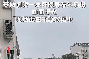 曼联官方：万-比萨卡上场比赛最后阶段受伤，预计将伤缺数周