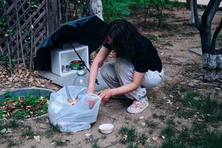 奥运冠军、亚运会圆梦大使郭晶晶今日在杭州站参与火炬传递！